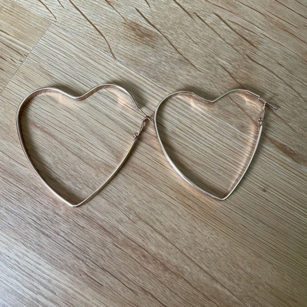 Faux Gold Heart‎ Shaped Earrings